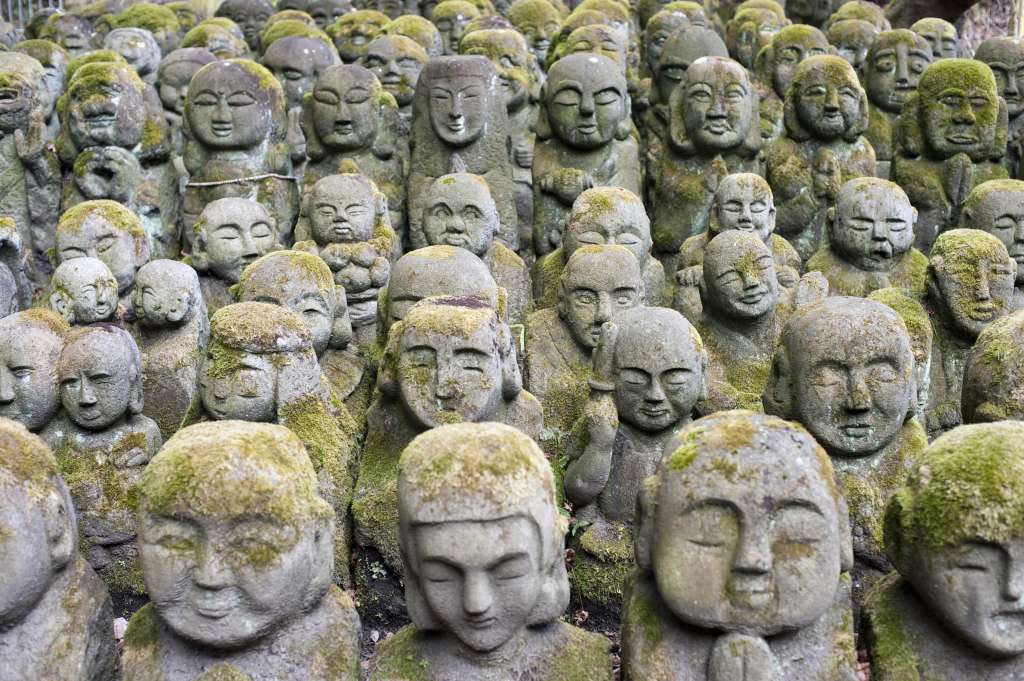 Rakan sculptures at Otagi Nenbutsu-ji, Kyoto, PHOTOEVERYWHERE, CC 3.0